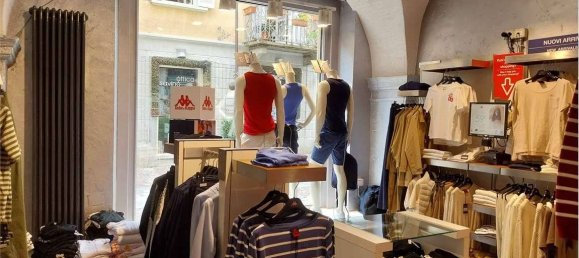 4-salle Propriété commerciale à Rivoli, Italy No. 290055 9