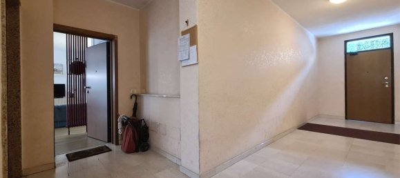 3 bedrooms Apartment in Modena, Italy No. 327215 15