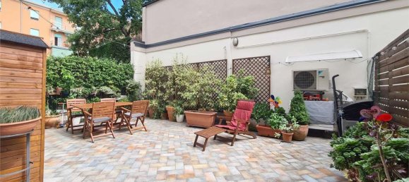 3 bedrooms Apartment in Modena, Italy No. 327215 33