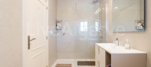 5 bedrooms House in Budens, Portugal No. 134269 17