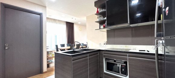 2 bedrooms Condo in Khlong Toei, Thailand No. 5570 4
