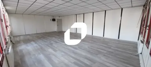  مكتب في Les Ulis, France 650متر مربع رقم 302409 3