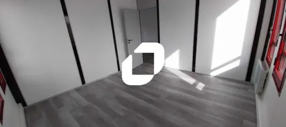  مكتب في Les Ulis, France 650متر مربع رقم 302409 10