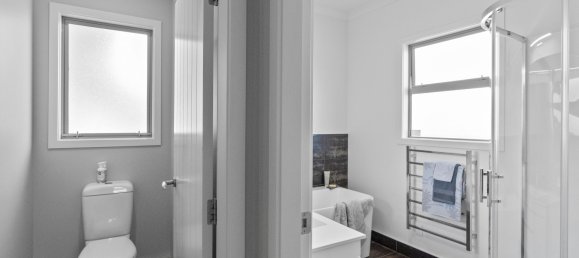 3 bedrooms House in Levin, New Zealand No. 104 16