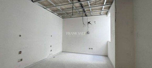 3 bedrooms Penthouse in Sliema, Malta No. 478 8