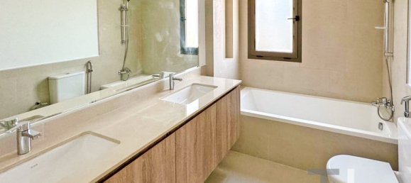 4 bedrooms Villa in Town Square, UAE No. 28588 10