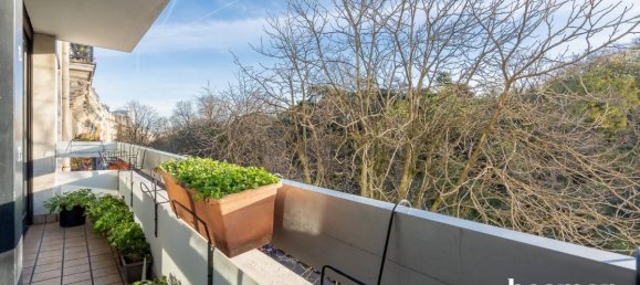 3 bedrooms Apartment in Paris, France No. 163561 2