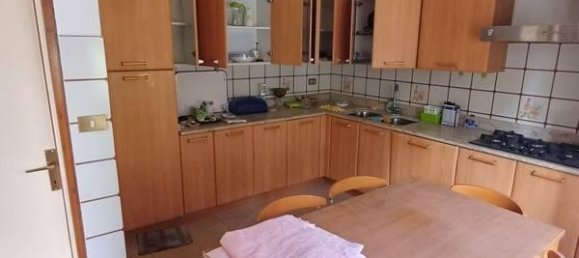 Дом с 7 комнатами в Порденоне, Италия № 177863 9