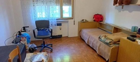 Дом с 7 комнатами в Порденоне, Италия № 177863 15