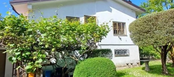 Дом с 7 комнатами в Порденоне, Италия № 177863 2