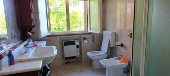 Дом с 7 комнатами в Порденоне, Италия № 177863 12