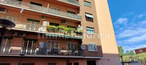 2 bedrooms Apartment in Rome, Italy No. 276373 11