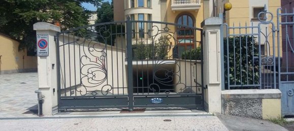 16m² Garage in Modena, Italy No. 141196 6