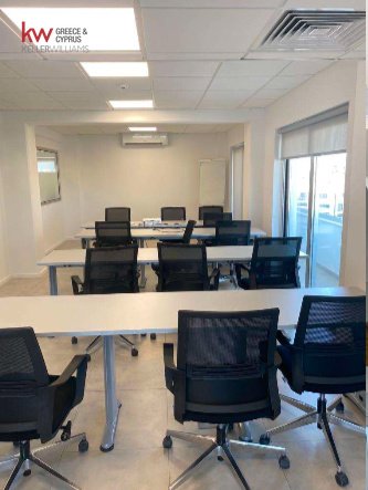 Bureau à Larnaca, Cyprus 1778m² No. 26013