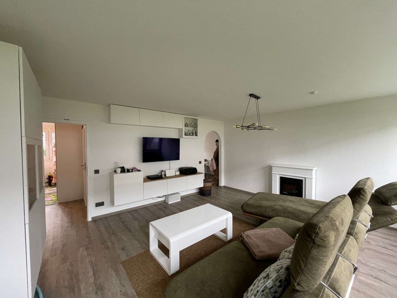 4-salle Appartement à Ludwigsburg, Germany No. 245457