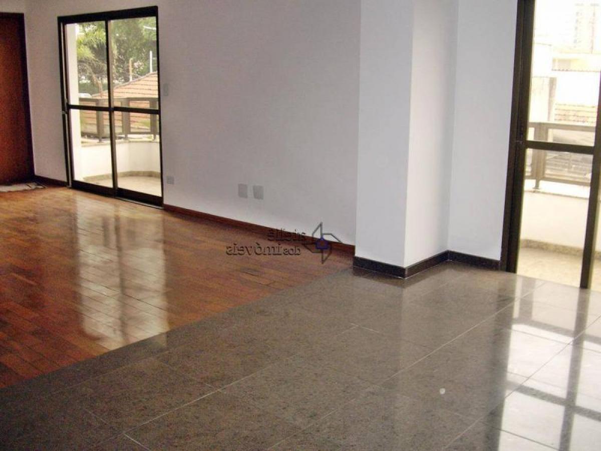 Apartamento de 3 dormitorios en Sao Paulo, Brazil No. 457927