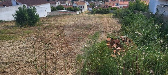 2 bedrooms House in Alenquer, Portugal No. 49049 3