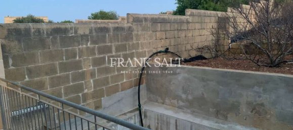 3 bedrooms Apartment in Nadur, Malta No. 6188 7