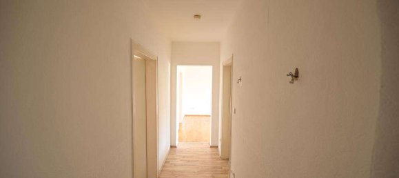 Квартира с 3 спальнями в Neustadt an der Waldnaab, Германия № 317900 7