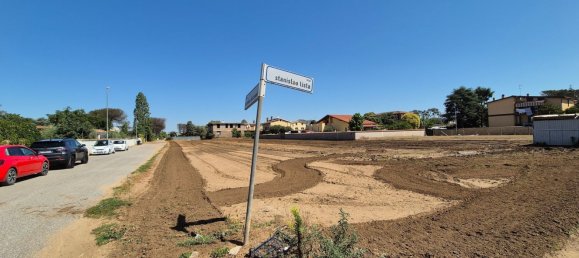 Земельный участок в Рим, Италия № 359435 5