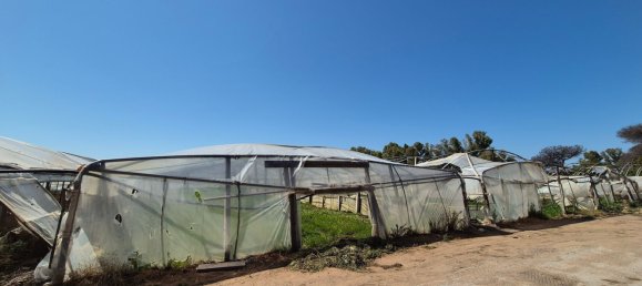 Земельный участок в Рим, Италия № 359435 6