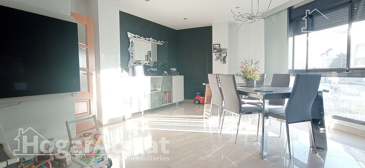 Adosado de 3 dormitorios en Castellón de la Plana, Spain No. 127090