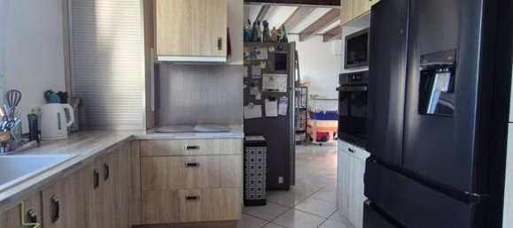 5 bedrooms Villa in Douvaine, France No. 350697 12