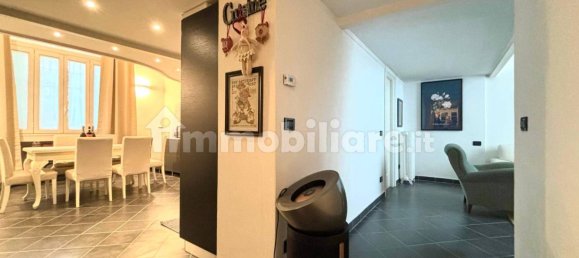 3 bedrooms Apartment in Milan, Italy No. 331045 6