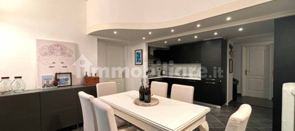 3 bedrooms Apartment in Milan, Italy No. 331045 4