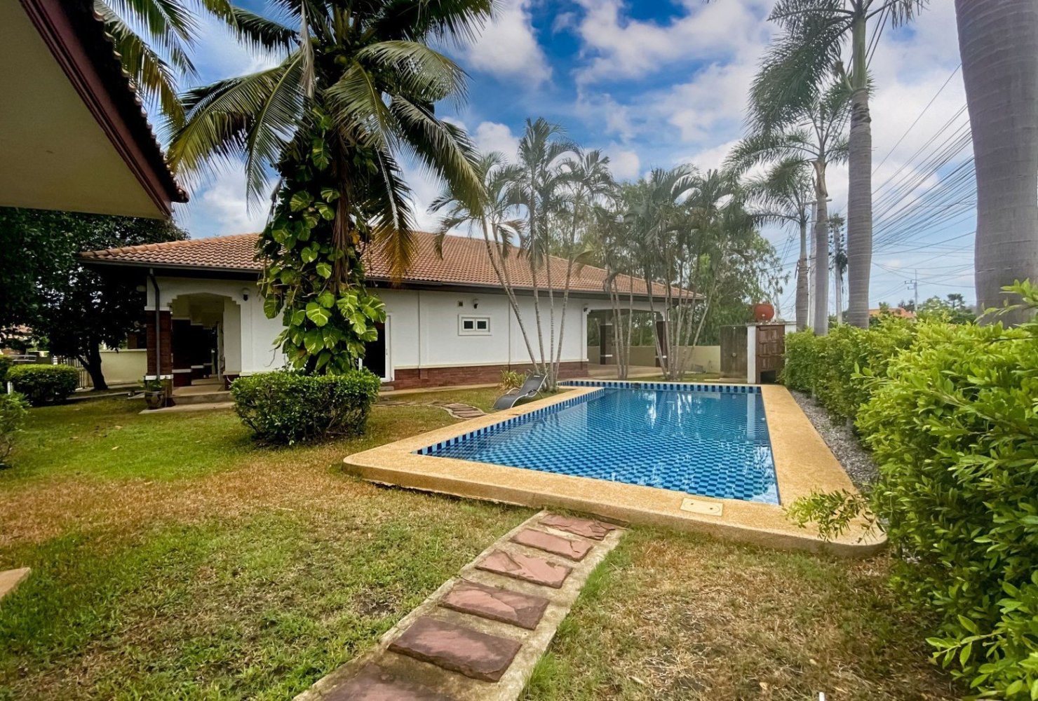 3 bedrooms Cafe / restaurant in Hua Hin, Thailand No. 6227