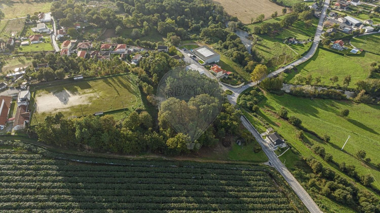  قطعة أرض في Garfe, Portugal رقم 329107