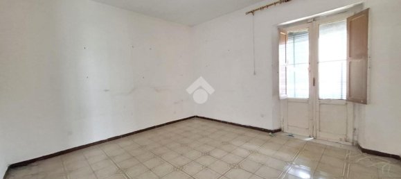 2-Zimmer Wohnung in Portici, Italy, Nr. 13194 5