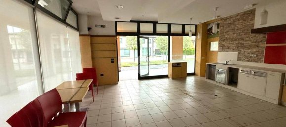 115m² Commercial property in Campodoro, Italy No. 264673 21