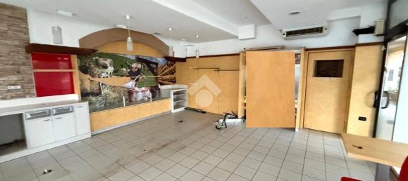 115m² Commercial property in Campodoro, Italy No. 264673 19