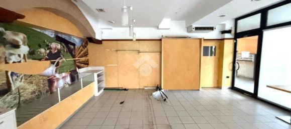 115m² Commercial property in Campodoro, Italy No. 264673 6