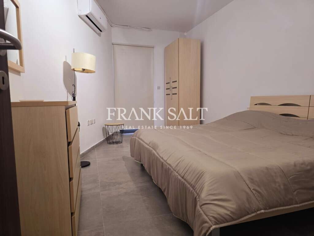 2 bedrooms Apartment in Pieta, Malta No. 11532