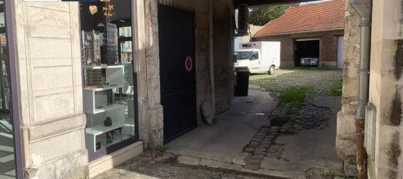 Edifício em Villers-Cotterets, France N.º 88949 2