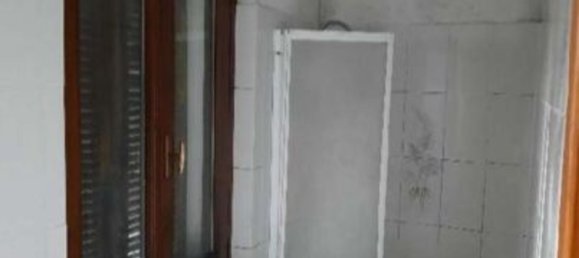 3 rooms Apartment in Caravate, Italy No. 198977 9