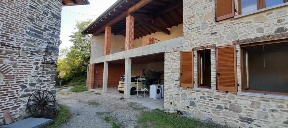 6 rooms House in Montescano, Italy No. 155263 2
