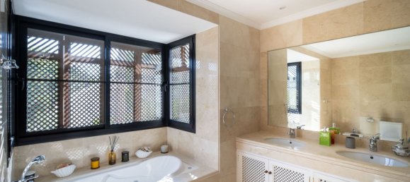 Casa T4 em La Quinta, Spain N.º 134596 10