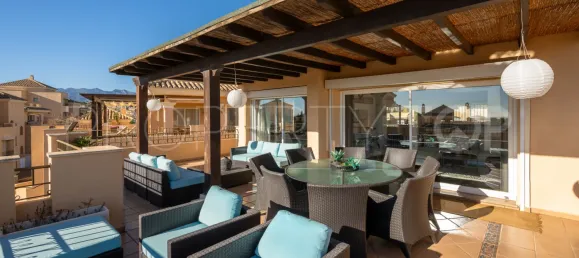 4 bedrooms Penthouse in Marbella, Spain No. 177786 4