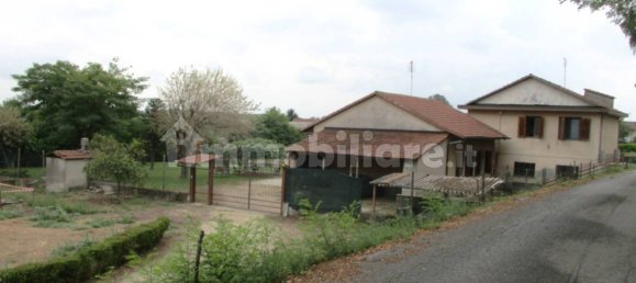 4 Schlafzimmer Villa in La Loggia, Italy, Nr. 335430 2