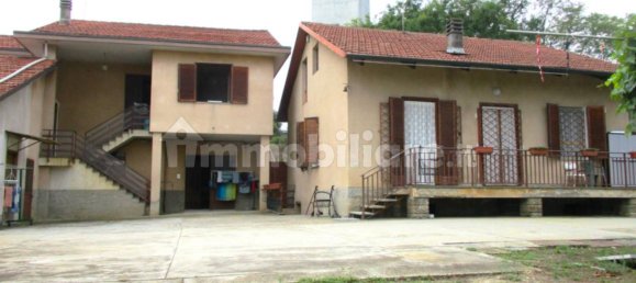 4 Schlafzimmer Villa in La Loggia, Italy, Nr. 335430 6