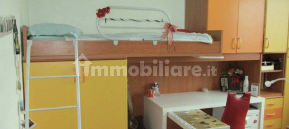 4 Schlafzimmer Villa in La Loggia, Italy, Nr. 335430 32