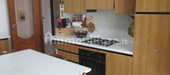 4 Schlafzimmer Villa in La Loggia, Italy, Nr. 335430 13