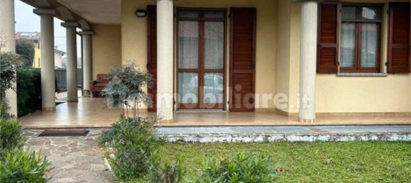 3 غرف نوم فيلا في Calcio, Italy رقم 91096 32