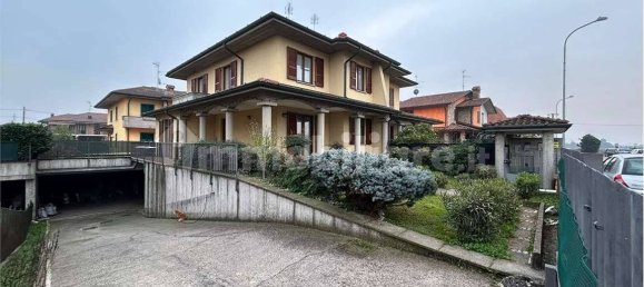 3 غرف نوم فيلا في Calcio, Italy رقم 91096 37