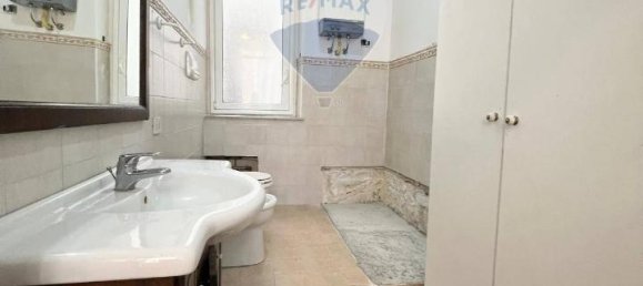 4غرفة شقة في Palermo, Italy رقم 4749 24