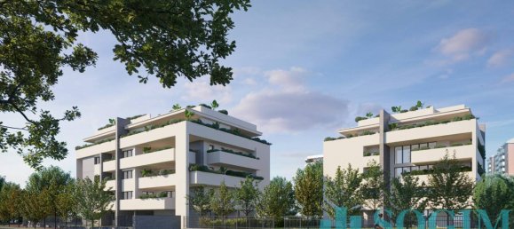 4-salle Appartement à Monza, Italy No. 2676 4