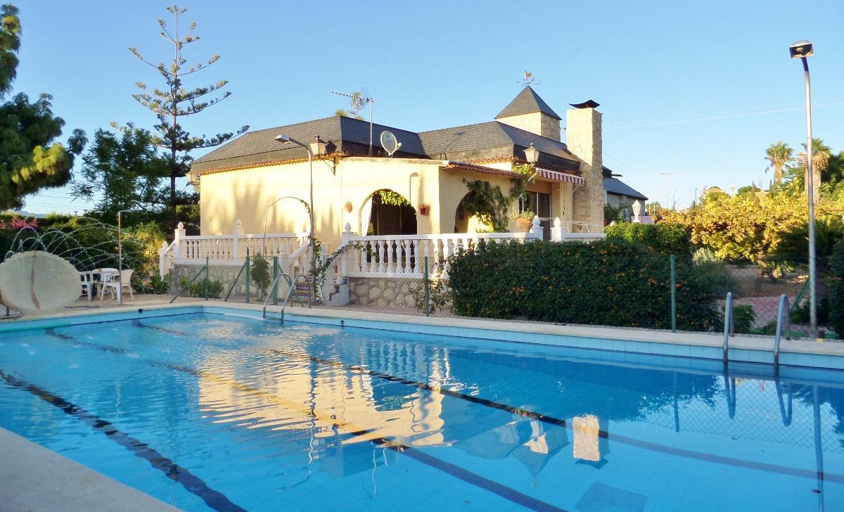 Дом с 5 спальнями в Мутксамель, Испания № 22301